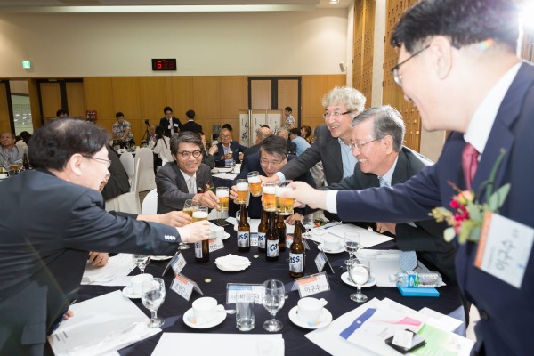 1b9ef535fbc457002db330fc92c4eb07_1460608