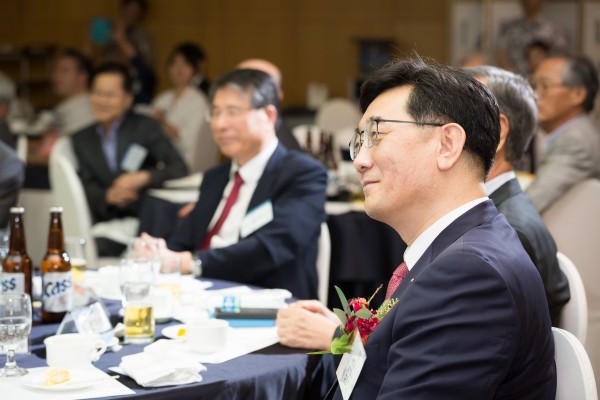 1b9ef535fbc457002db330fc92c4eb07_1460608