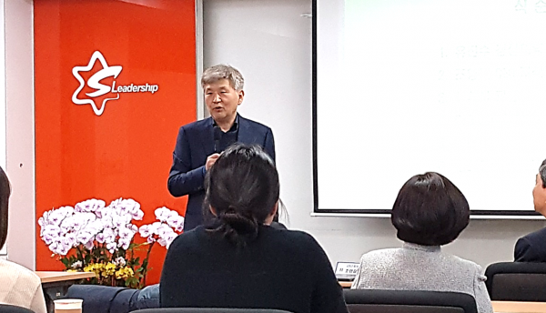 870b58eb48943628f931d8ea7e01a12d_1491544