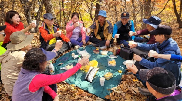 12ebdbe319c4e180123edddc2f178d3e_1684741