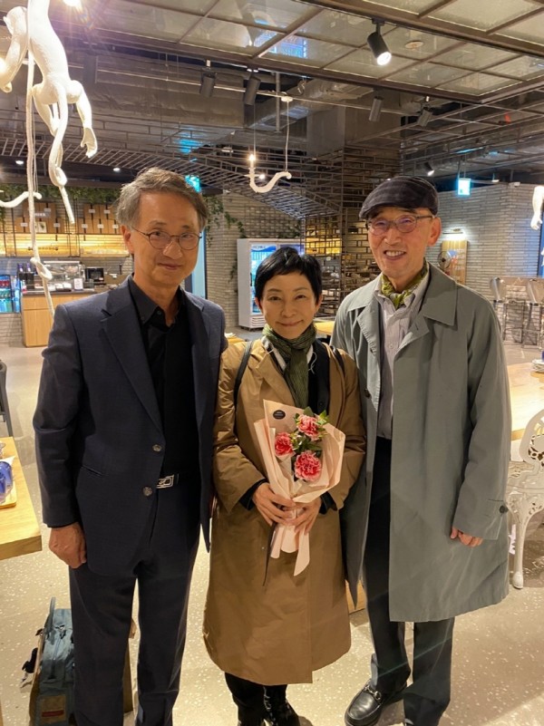 749f82df83ae073f4dfc9e4d7e96a9c6_1685068